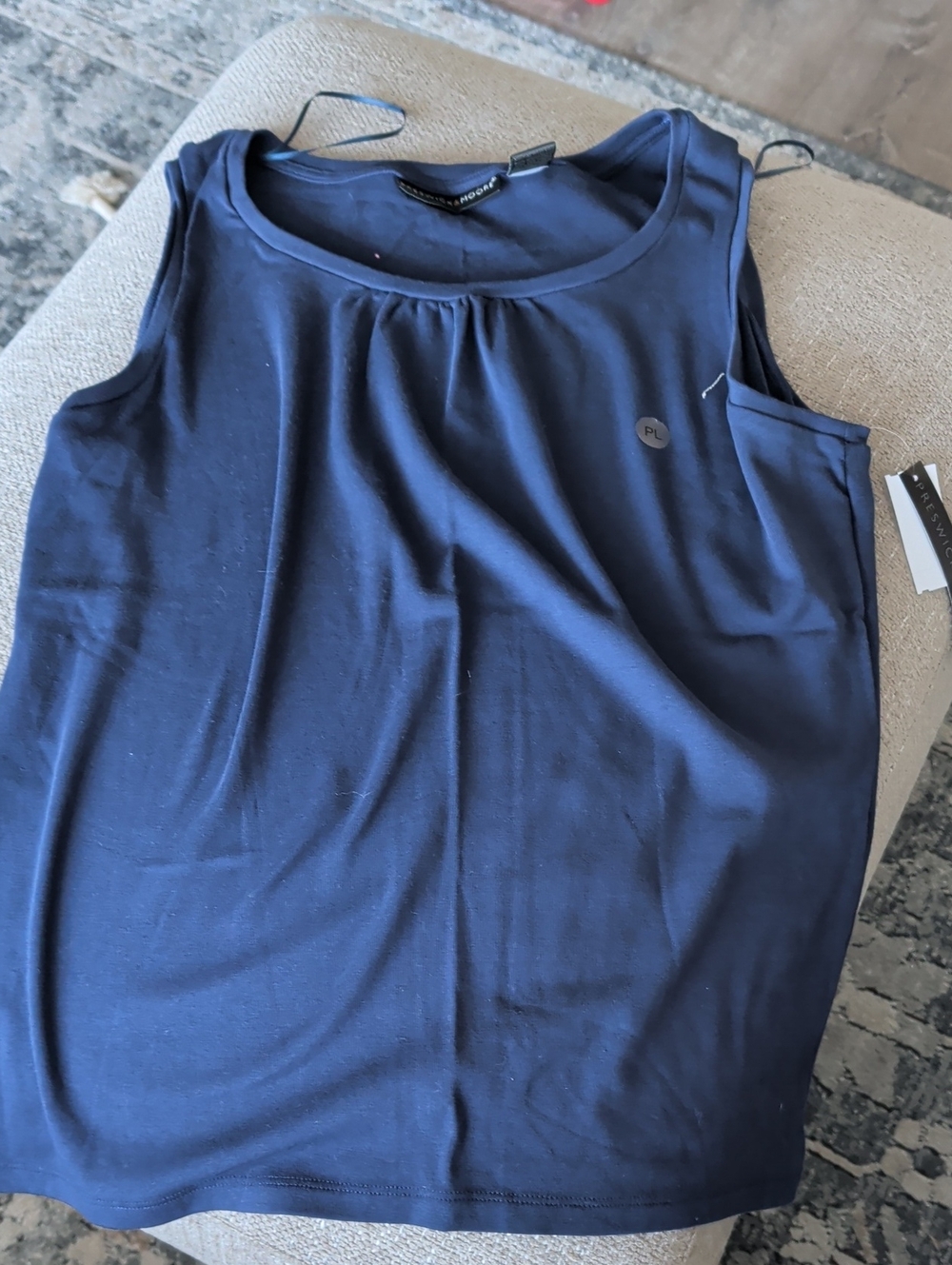 Preswick & Moore Navy Sleeveless Scoop Neck Tank